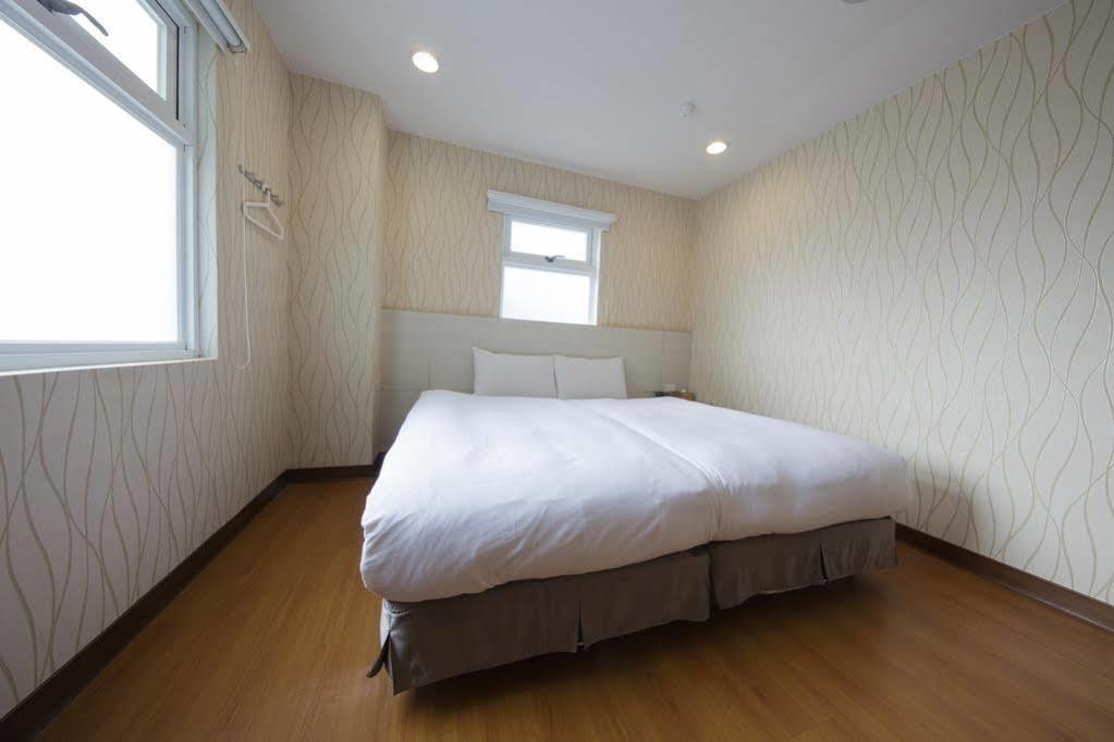 Tomorrow Hotel Taipei Extérieur photo